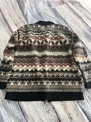 Vintage R.E.I. 100% Wool Fair Isle Knit Cardigan in Black, Brown & Cream thumbnail 8