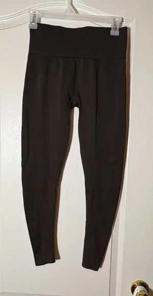 Set Active leggings. Size Large. Black. Excellent condition. thumbnail 1