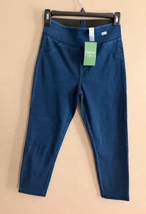 Halara XS Womens Blue Capri jeggings XS High-Waist Stretchy Elastic Material Ne thumbnail 1