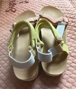 REEF platform sandals - worn maybe once thumbnail 1