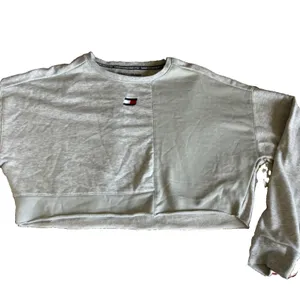 Tommy Hilfiger Womens XL Sporty Crop Top Sweatshirt Heather Gray Blocked Design thumbnail 8