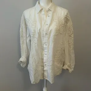NWT By Anthropologie White Button Up Eyelet Blouse Floral Breezy Spring Size M thumbnail 6