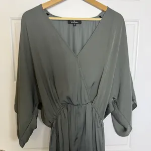 Lulus Olive Green Satin Romper Quarter Sleeve Size Small thumbnail 2