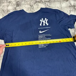 Nike New York Yankees The Captain T shirt navy blue size large thumbnail 5