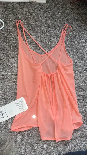 Lululemon tank top thumbnail 2
