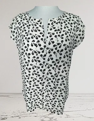 Ann Taylor Top Sz S White Black Print Split Neck Pleated Sleeveless Lightweight thumbnail 1