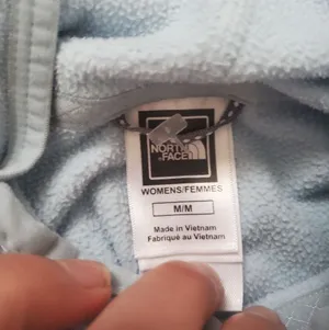 The North Face Women’s Light Blue Fleece Hooded Jacket Size Medium thumbnail 2