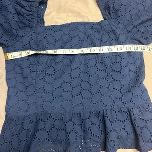 Draper James Navy Blue Puff Sleeve Square Neckline Peplum Hem Eyelet Top size M thumbnail 7