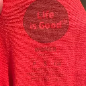 Life is Good Women’s Red Long Sleeve Old Fashioned Holiday Xmas Tree Shirt S thumbnail 6