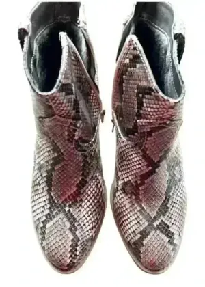 Crochet‎ Snakeskin Cowgirl booties thumbnail 1