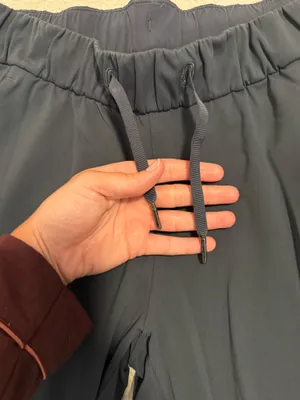 Lululemon cropped pants  thumbnail 2