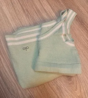 Alo Sweater all bra and skort thumbnail 1