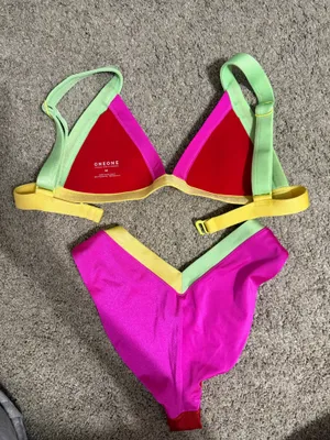 ONEONE Swimwear thumbnail 4