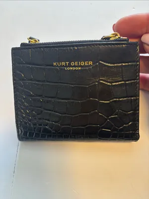 Kurt Geiger Black Embossed Leather Wallet Snap Closure 2 Gold Toned Zip Pockets thumbnail 2