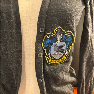 Uniqlo Dark‎ Gray Blazer with Embroidered Crest thumbnail 8