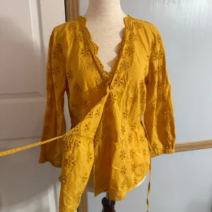 Madewell Mustard Yellow Eyelet Faux Wrap Shirt Size Small thumbnail 6