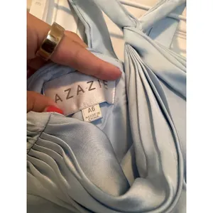 Azazie Rue Sky Blue Mermaid Pleated Metallic Satin Dress A6 Size 6 New with Tags thumbnail 12