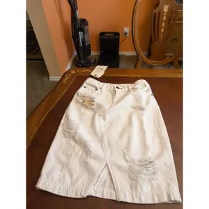 RAG & BONE White Norte Distressed Denim Skirt Size 26 thumbnail 3