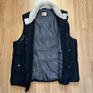 Ruff Hewn Black Puffer Vest Women’s Size Large Quilted Full‎ Zip Sherpa Collar thumbnail 10