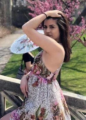 STUNNING Open-Back Floral Maxi Dress thumbnail 1