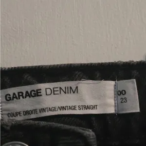 Garage Black Distressed Women Jeans thumbnail 3