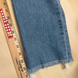 Levi’s Wedgie Straight Jeans Women’s 26 Button Fly Frayed Hem Blue Denim thumbnail 12
