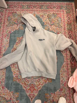 White fox hoodie thumbnail 2