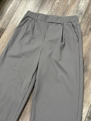 Halara Women's Gray Pants Medium thumbnail 3