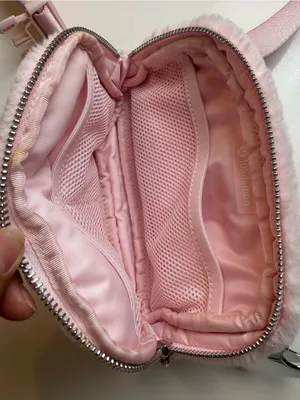 Lululemon‎ Everywhere Belt Bag 1L Plush Fleece Pink Mist Faux Fur Crossbody OS thumbnail 6