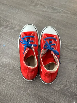 Unisex Converse All Star Chuck Taylor High-Top Sneakers Sz. 3 kids thumbnail 5