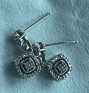 Vera Wang Real diamond 925 earrings! thumbnail 1