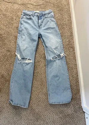 Abercrombie and fitch 90s relaxed jeans thumbnail 1
