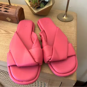 Caslon Kalvin‎ Leather Slide Sandals Slip On Hot Pink Rose Summer Casual Size 8 thumbnail 2