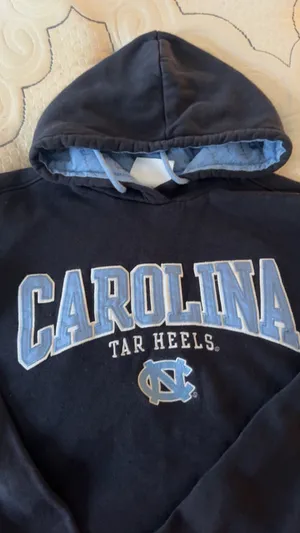 Champion UNC Chapel Hill Sweatshirt thumbnail 2