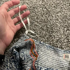 Billabong Blue and White geometric tribal Patterned High-Low Strapless Dress XS thumbnail 5