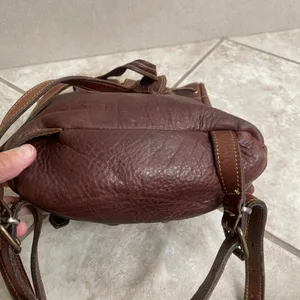 Roots x Enzo Angiolini VTG Leather Brown Buckle Drawstring Flap Backpack Purse‎ thumbnail 6