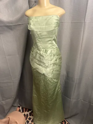 New size small beautiful dress Green thumbnail 3