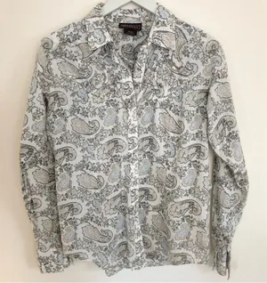 Ariat paisley w/Silver threads long sleeve Pearl Snap western shirt M thumbnail 1