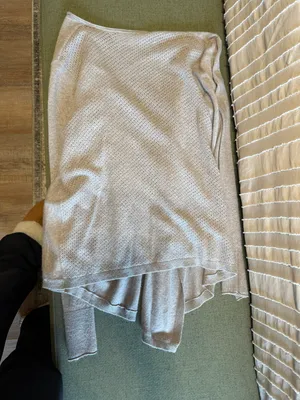 Sweater thumbnail 2