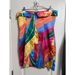 RNWY Strapless Abstract Leaf Print Mini Dress Summer Resort Dopamine Vacation thumbnail 4