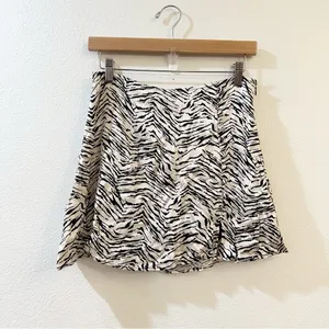 ZARA Womens Zebra Print Satin Mid-Rise Mini Skort Size M Black and White thumbnail 3