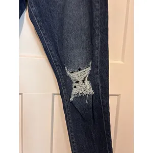 Kancan Dark Wash Tapered Jeans With Distressed Knees Size 11 / 29 Mid Rise thumbnail 5