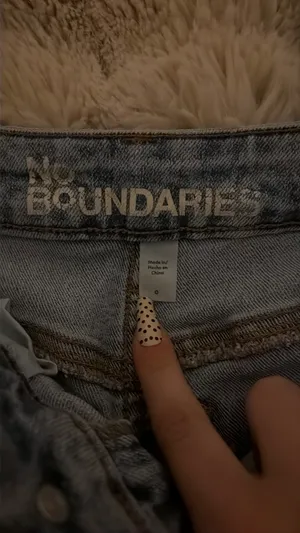 No Boundaries Jeans High-Rise thumbnail 2
