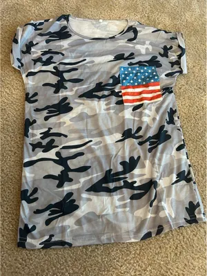 ab11 Woman top shirt size medium thumbnail 1