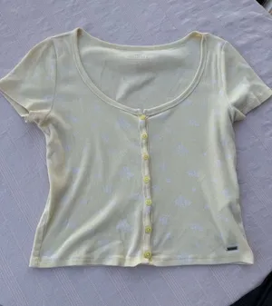 Hollister Pale Yellow Scoop-Neck Button Down Tee thumbnail 1