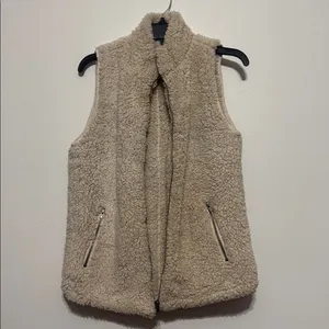 Love Tree beige Sherpa full zip cozy comfy Vest thumbnail 2