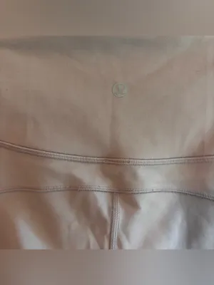 Lululemon In Movement Crop 23” Everlux Dark Chrome Size 6 thumbnail 7