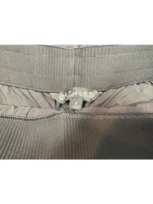 Athleta Women's Mod Trekkie Shorts 291730 Black Stretch Ripstop Zip Pockets Sz 8 thumbnail 5