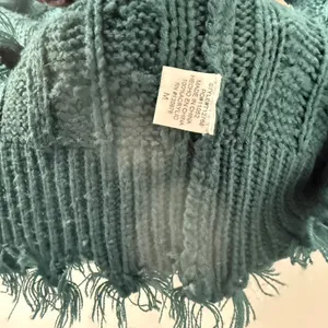 Entro Womens M Green Cable Knit V Neck Distressed Fringe‎ Sweater Boho Western thumbnail 7