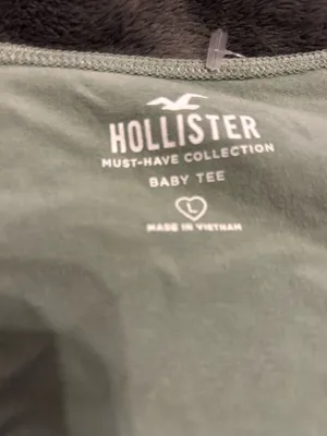 Hollister Top thumbnail 2